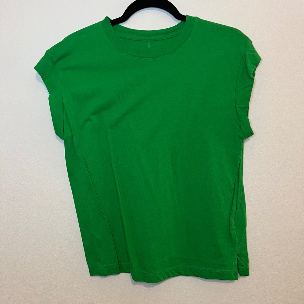 A New Day Green Extended Shoulder T-Shirt Small